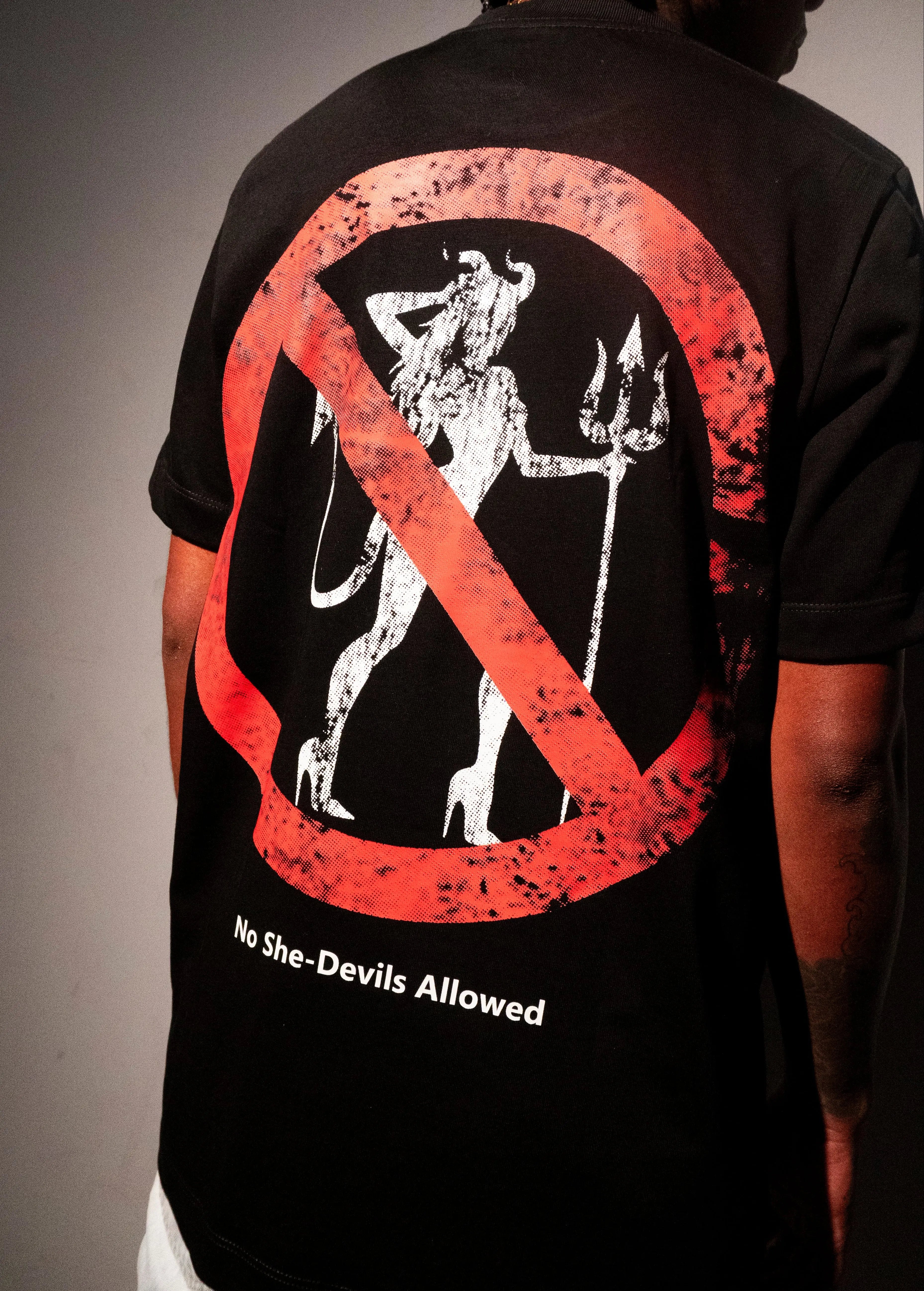 T-SHIRT REGULAR FIT