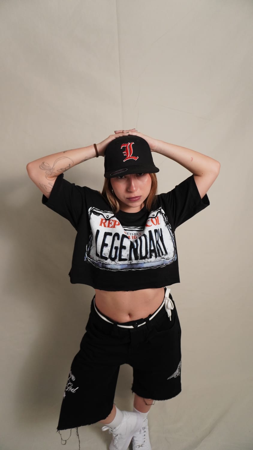CROP TOP