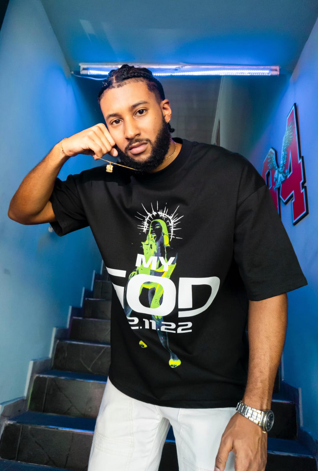 T-SHIRT