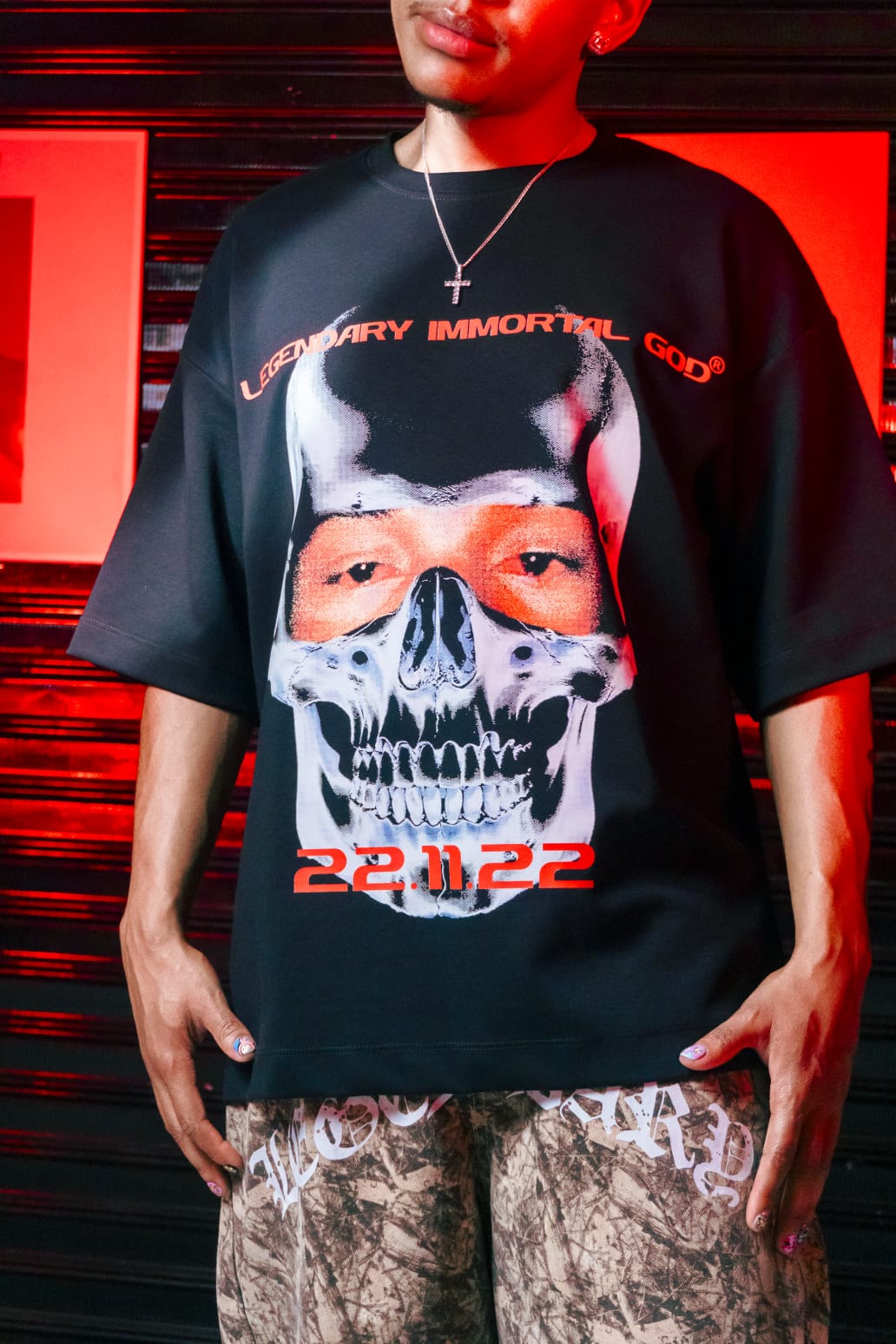 T-SHIRT